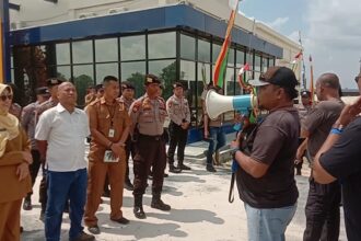 Seusai Aksi, Kita Akan Lanjut Menyurati BKPSDM dan Bawaslu Dumai, Kata Ismunandar