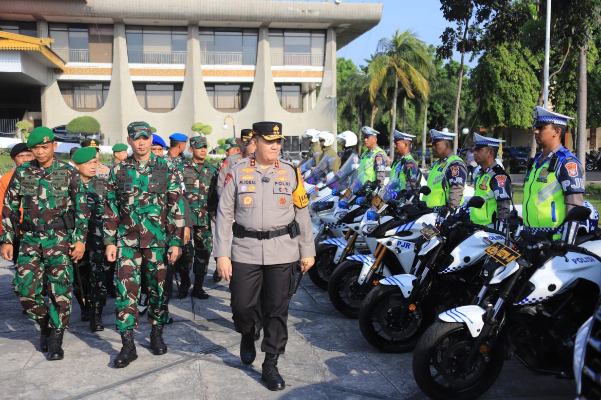 *Presiden Jokowi ke Riau, Polda Riau Gelar Apel Kesiapan Pasukan*