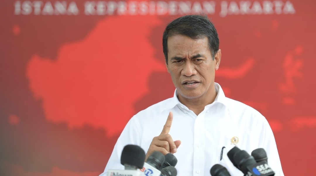 Presiden Jokowi Pimpin Rapat Terbatas Membahas Budidaya Kraton di Indonesia