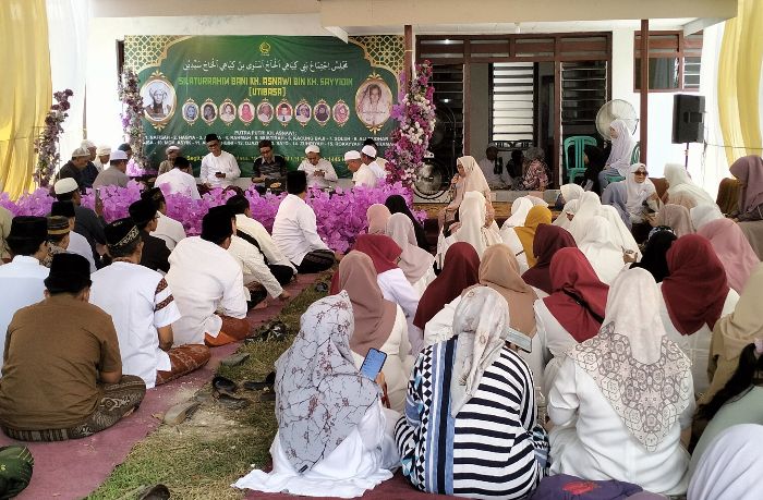 Sukses.!! Bani KH Asnawi bin KH Sayyidin Jadikan Pertemuan Momen Silaturahmi