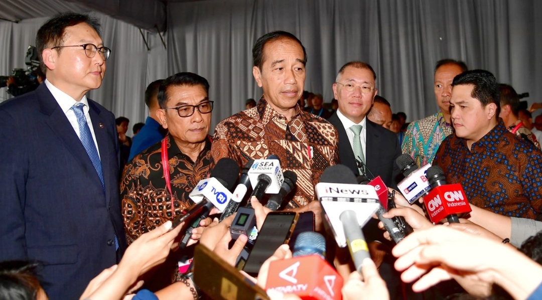 Evaluaai Peretasan PDSN Presiden Jokowi : Semua data Nasional Harus Di Rekam Cadang (Back up) 
