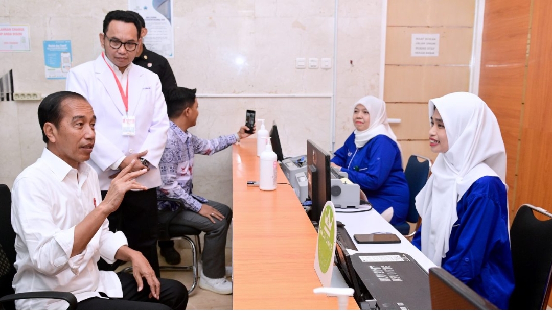 Presiden dan Ibu Iriana Tinjau RSUD Prof. Dr. H. M. Anwar Makkatutu Bantaeng