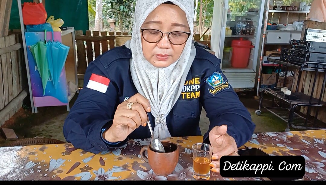 DKKP Bintan Berhasil Membuat Inovasi Baru Kopi Sangit Bersama Petani
