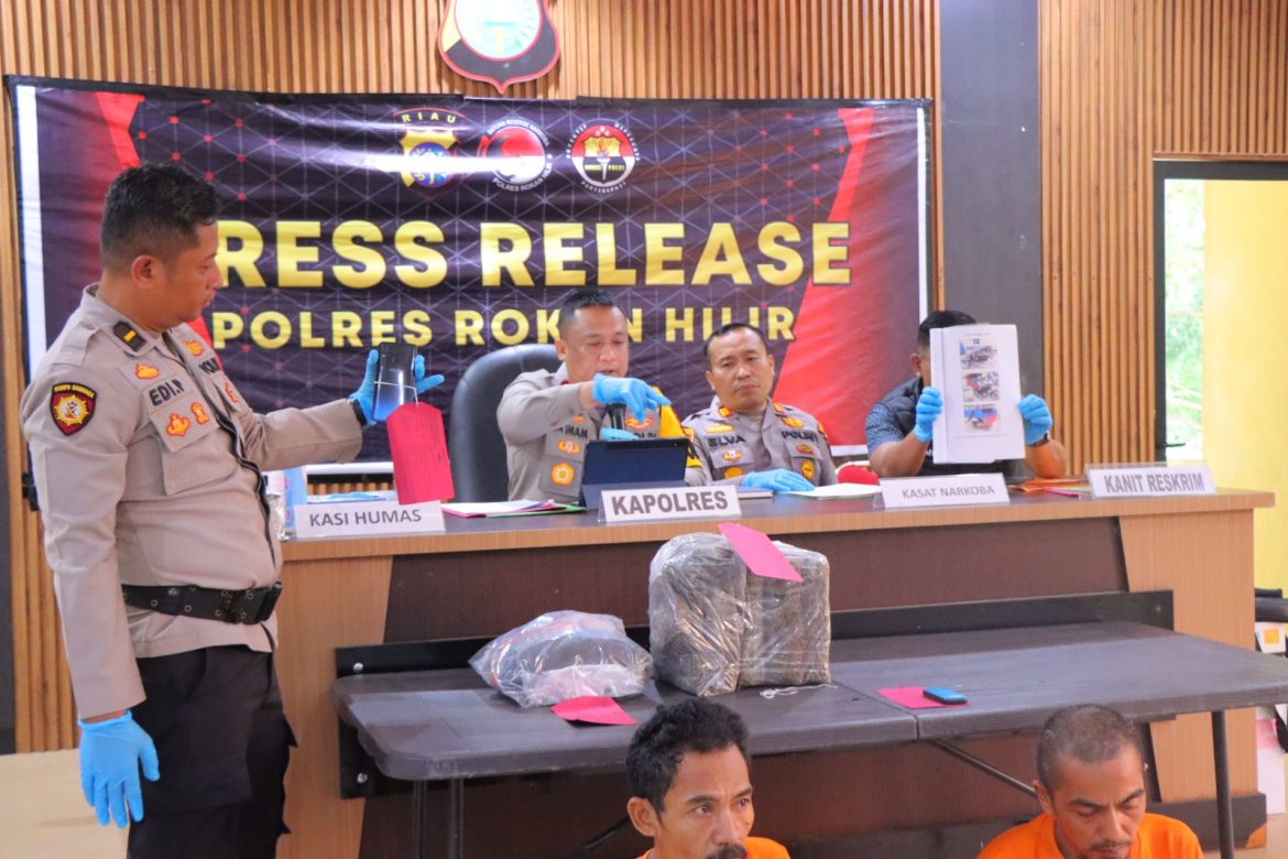 Kapolres Rohil Gelar Press Rilis Pengungkapan Kasus Narkotika Jenis Ganja Seberat 5 Kg