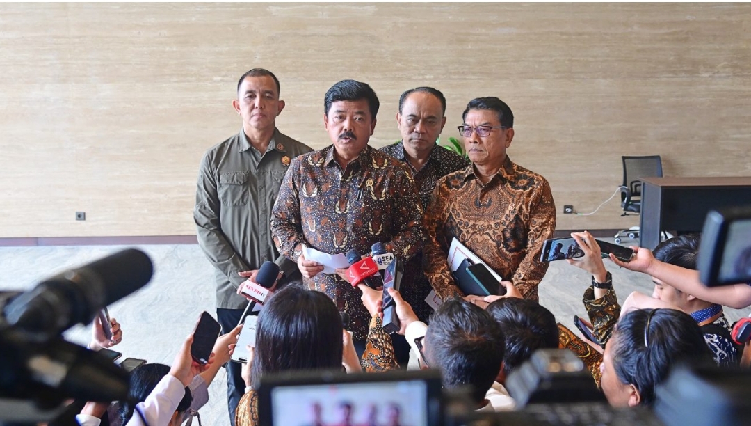 Menko Polhukam Hadi Tjahjanto Umumkan Penerima Tanda Jasa dan Kehormatan Jelang HUT Ke-79 RI