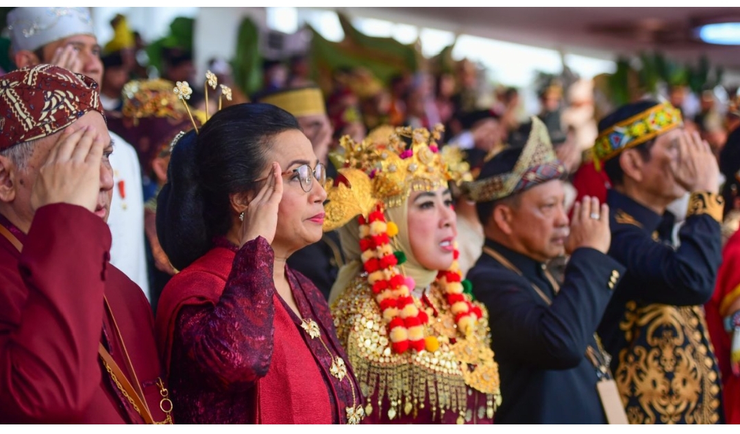 Melihat Ragam Pakaian Adat Para Menteri pada Upacara Perdana di Ibu Kota Nusantara