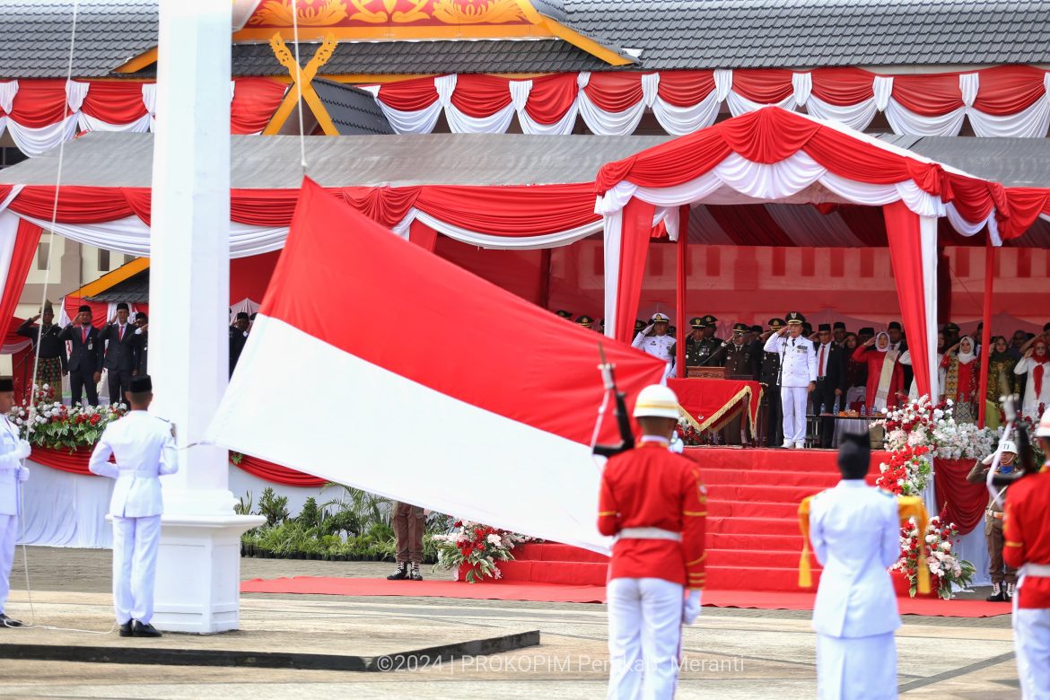 Pelaksanaan Upacara Kemerdekaan Indonesia ke-79 di Meranti Berjalan Khidmat