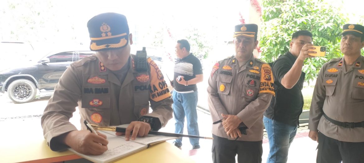 Kapolres Rohil Cek Personil PAM dan Logistik KPU Pilkada Tahun 2024 