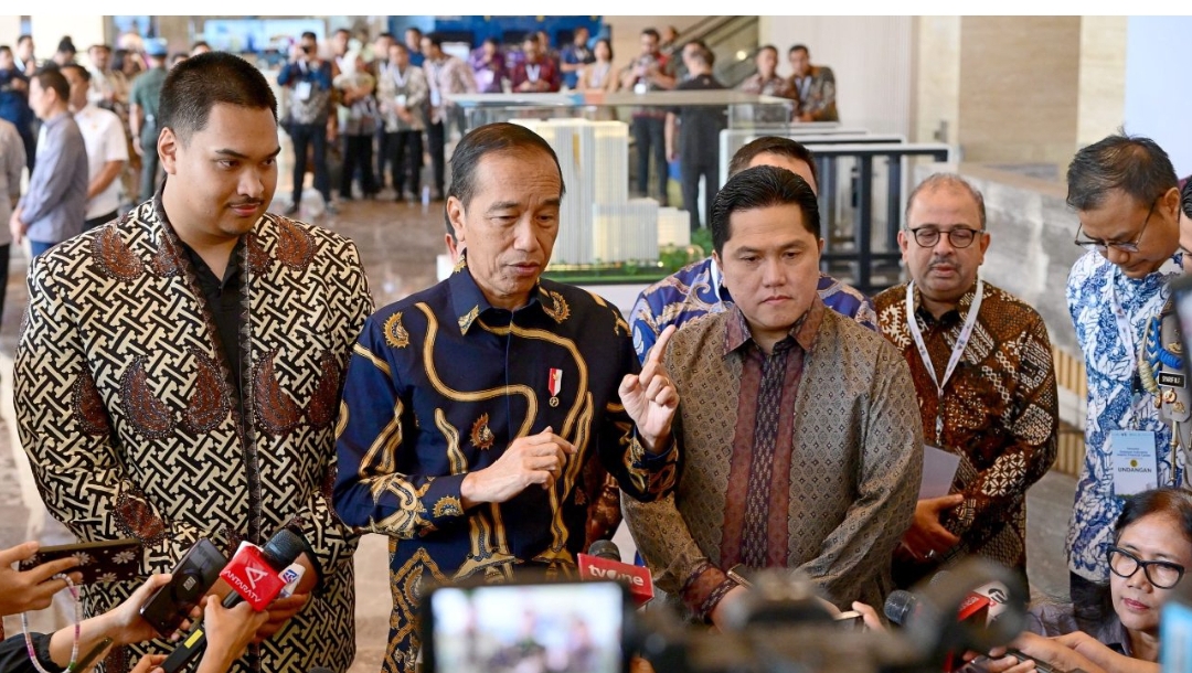 Soal Pergantian Ketum Kadin, Presiden: Selesaikan Secara Internal