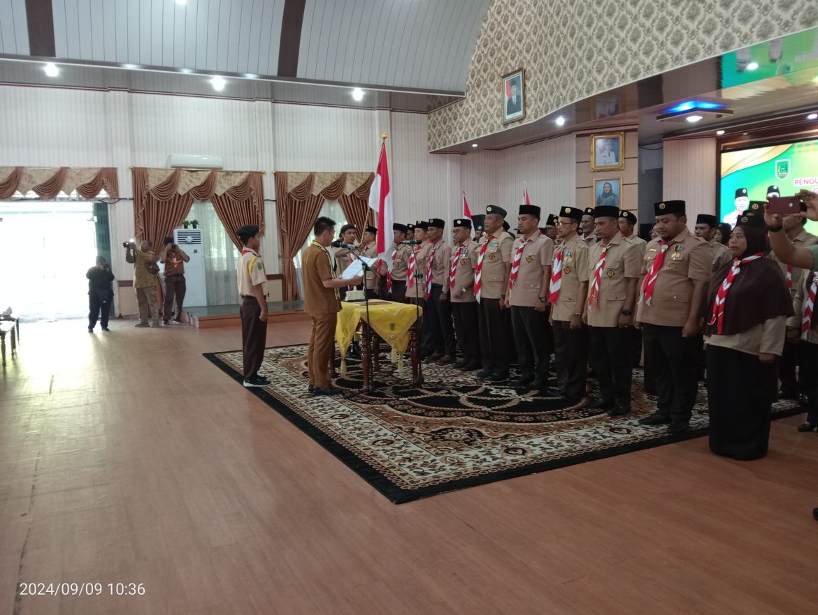 Bupati Rohil Lantik Pengurus Kwarcab dan Lembaga Pemeriksa Keuangan Gerakan Pramuka Kwarcab 0410 Rohil Masa Bakti 2023-2024
