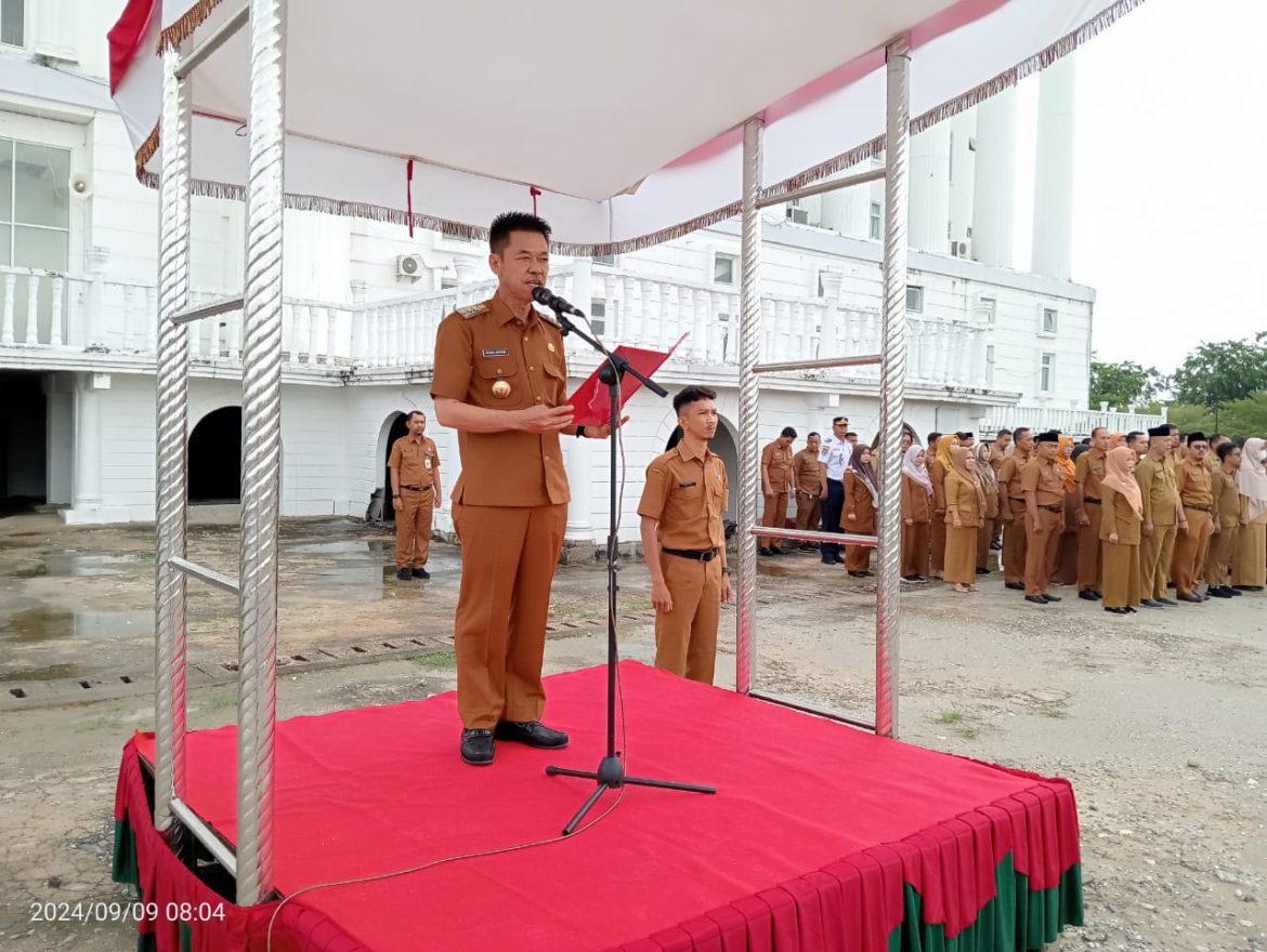 Pimpin Apel Bersama, Bupati Rohil Ingatkan PNS Jaga Netralitas Masa Pilkada 