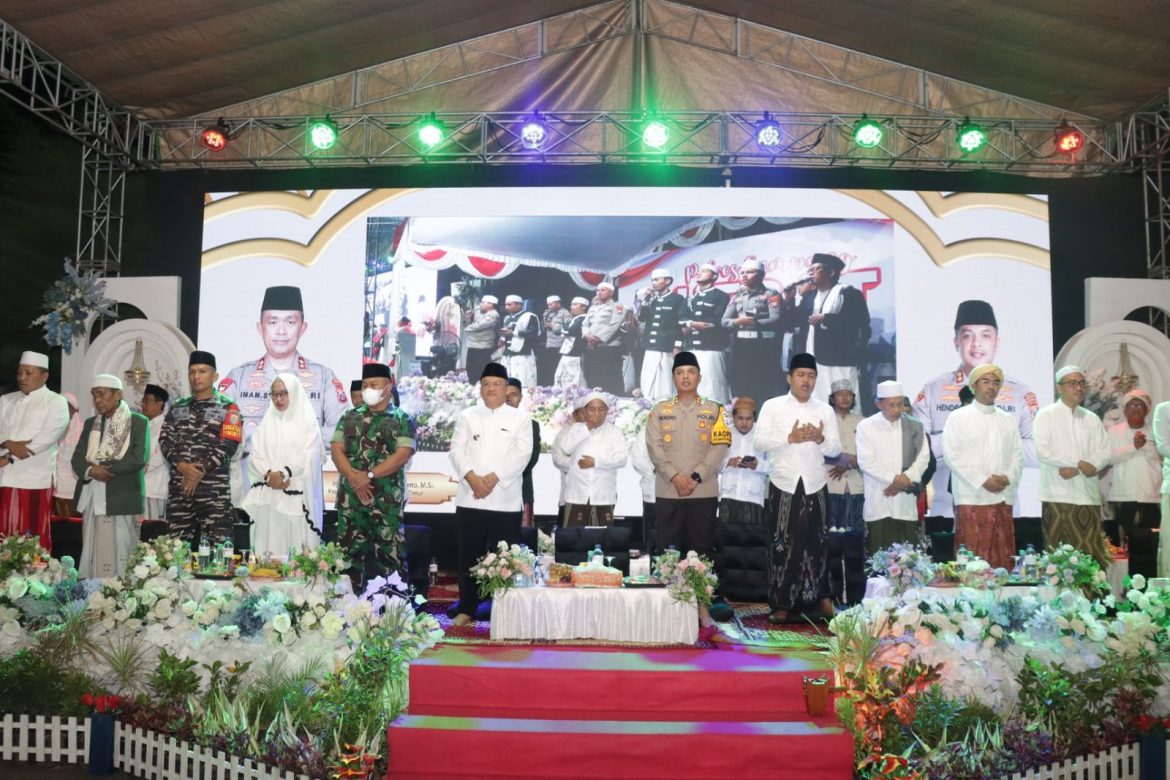 Polres Sampang Gelar Istighosah Dan Doa Bersama Untuk Pilkada Damai