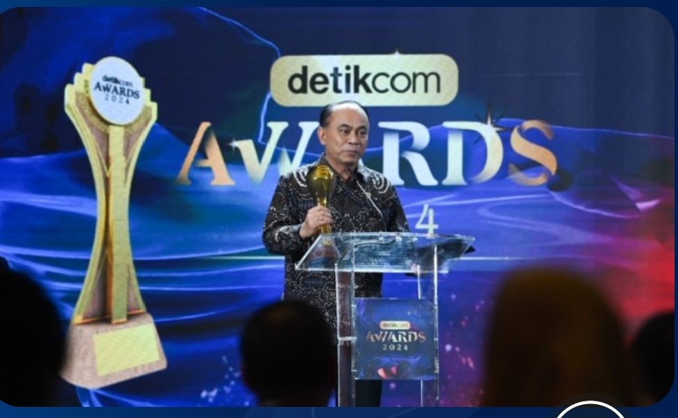 Terima Detikcom Award 2024, Menteri Budi Arie: Sinergi Pemberantasan Judi Online Berhasil