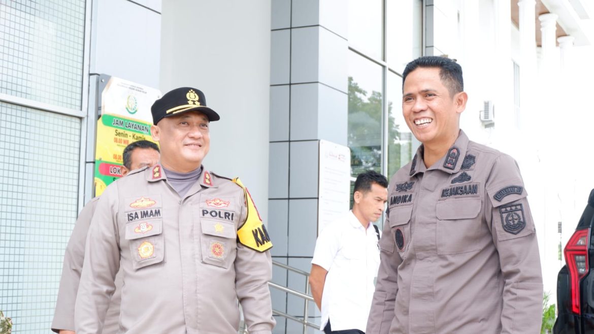 Kapolres Rohil Lakukan Pertemuan Silaturahmi dengan Kajari Rohil 
