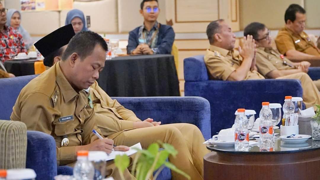 Plt Bupati Rohil Ultimatum PT SPRH Laporan Kinerja dan Dana Bagi Hasil Harus Jelas