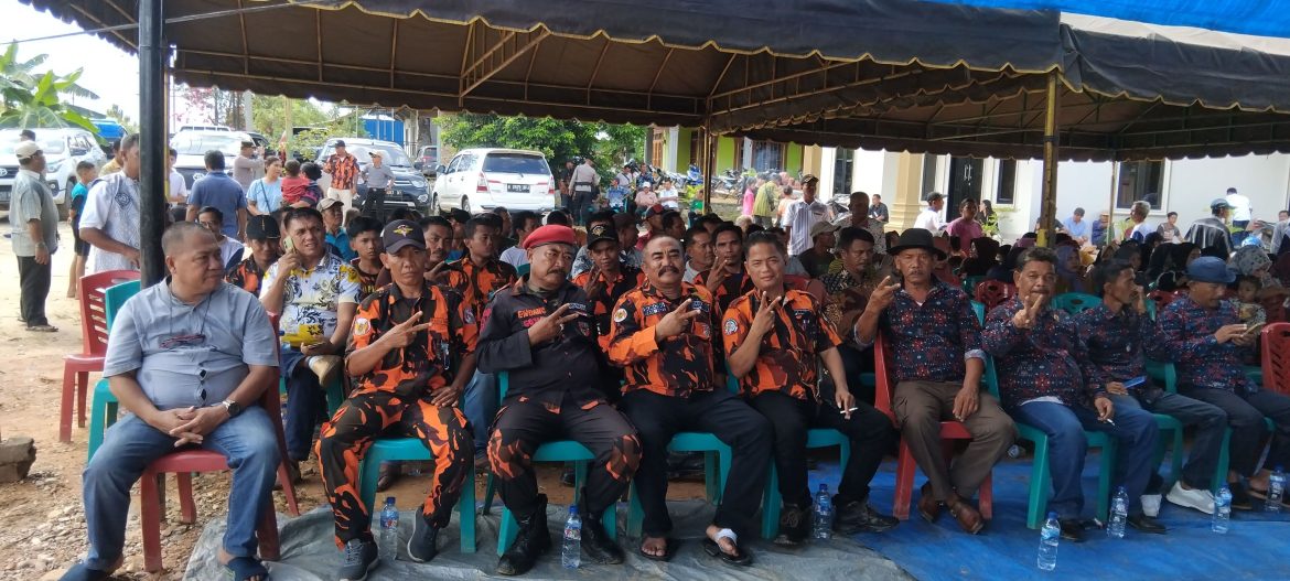 H. Bistamam dan Jhony Charles Memulai Kampanye Dialogis di Dusun Sepakat: Menyerap Aspirasi untuk Rokan Hilir Lebih Baik