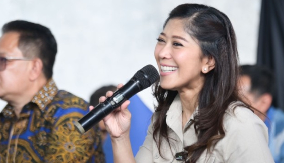 Digitalisasi UMKM Tingkatkan 40 Persen Ekonomi Kampung Dinoyo, Menkomdigi: UMKM Kita Siap Bersaing!