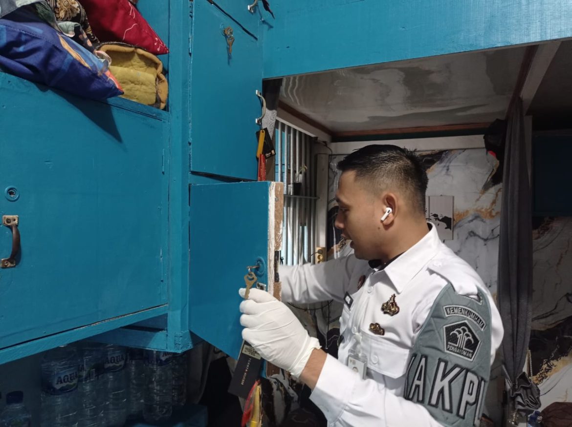 Deteksi Dini Kamtib, Lapas Pasir Pangarayan Geledah Rutin Kamar Blok Hunian Warga Binaan