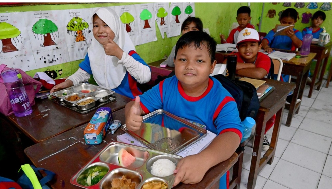 Program Makan Bergizi Gratis, Harapan Baru untuk Anak Indonesia