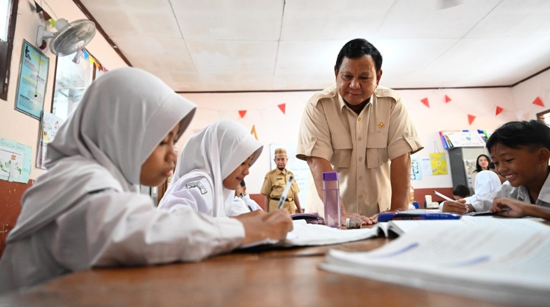 Presiden Prabowo Tinjau Program MBG di Bogor, Tegaskan Komitmen untuk Anak Bangsa