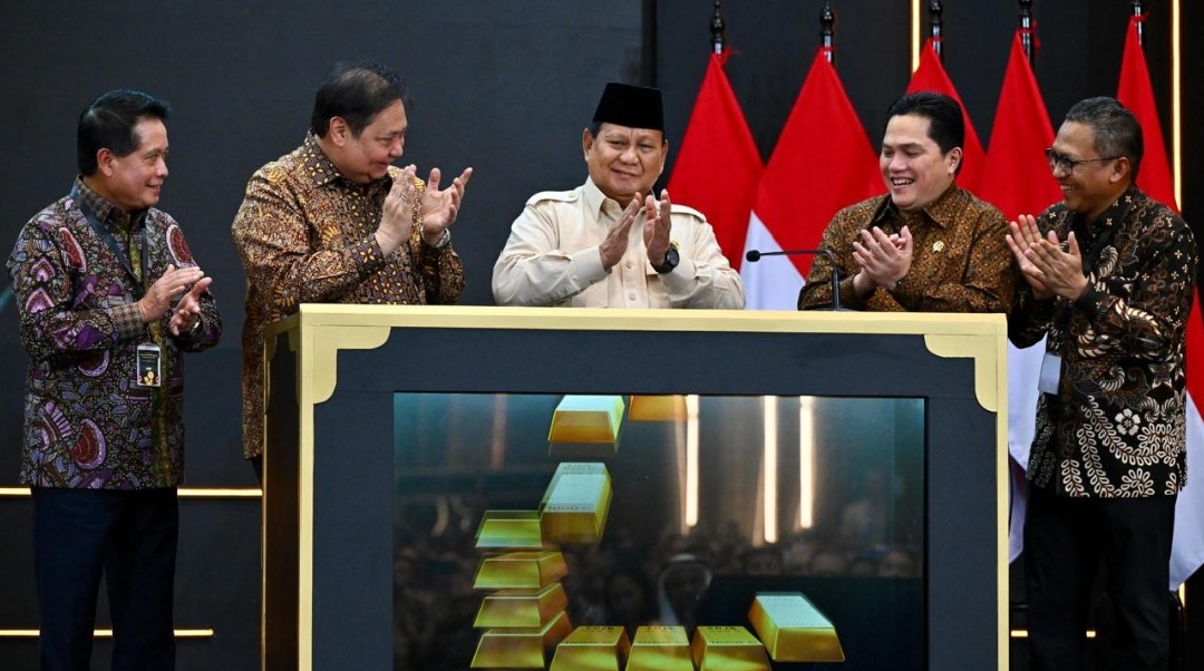 Presiden Prabowo Resmikan Layanan Bank Emas Pertama di Indonesia, Perkuat Kedaulatan Ekonomi