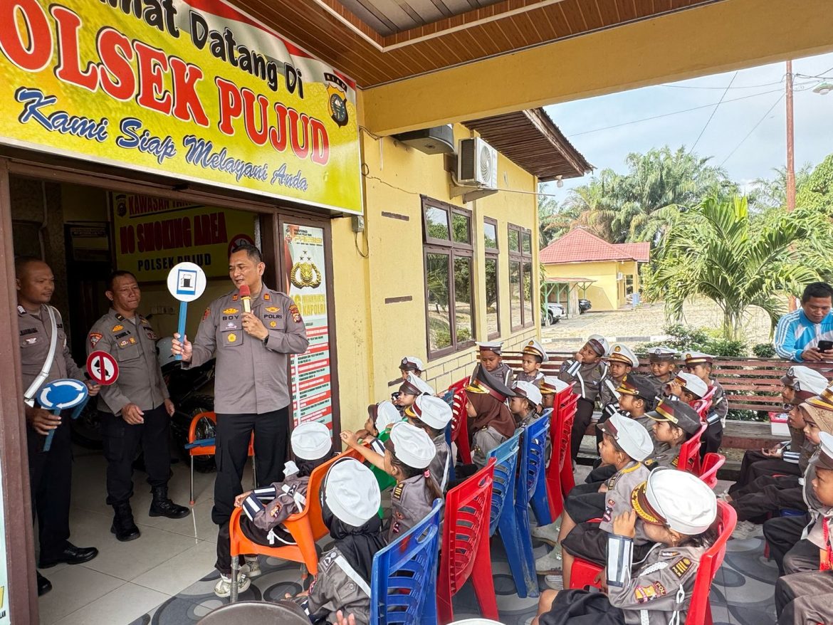 Gelar Polisi Sahabat Anak, Polsek Pujud Polres Rohil Terima Kunjungan PAUD Terpadu Annisa 