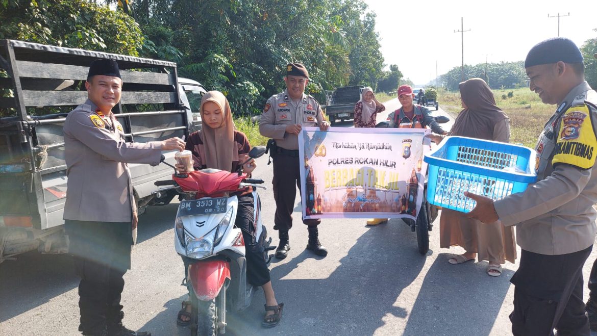 Polres Rohil bersama Bhayangkari Tebar Berkah Ramadhan ke Masyarakat, Melalui Polsek Rantau Kopar 