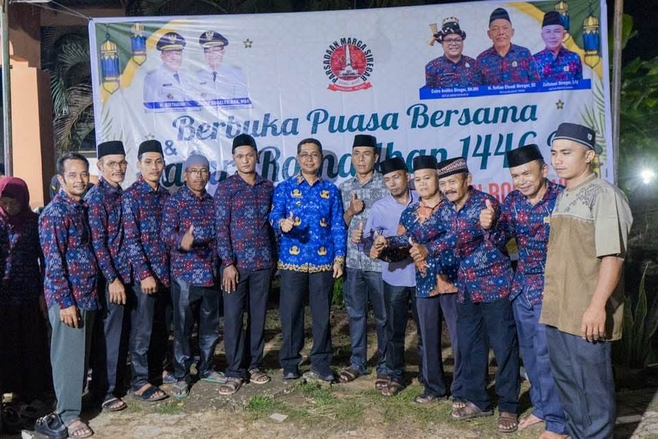 Wakil Bupati Jhony Charles Hadiri Buka Puasa Bersama Persatuan Marga Siregar di Rimba Melintang