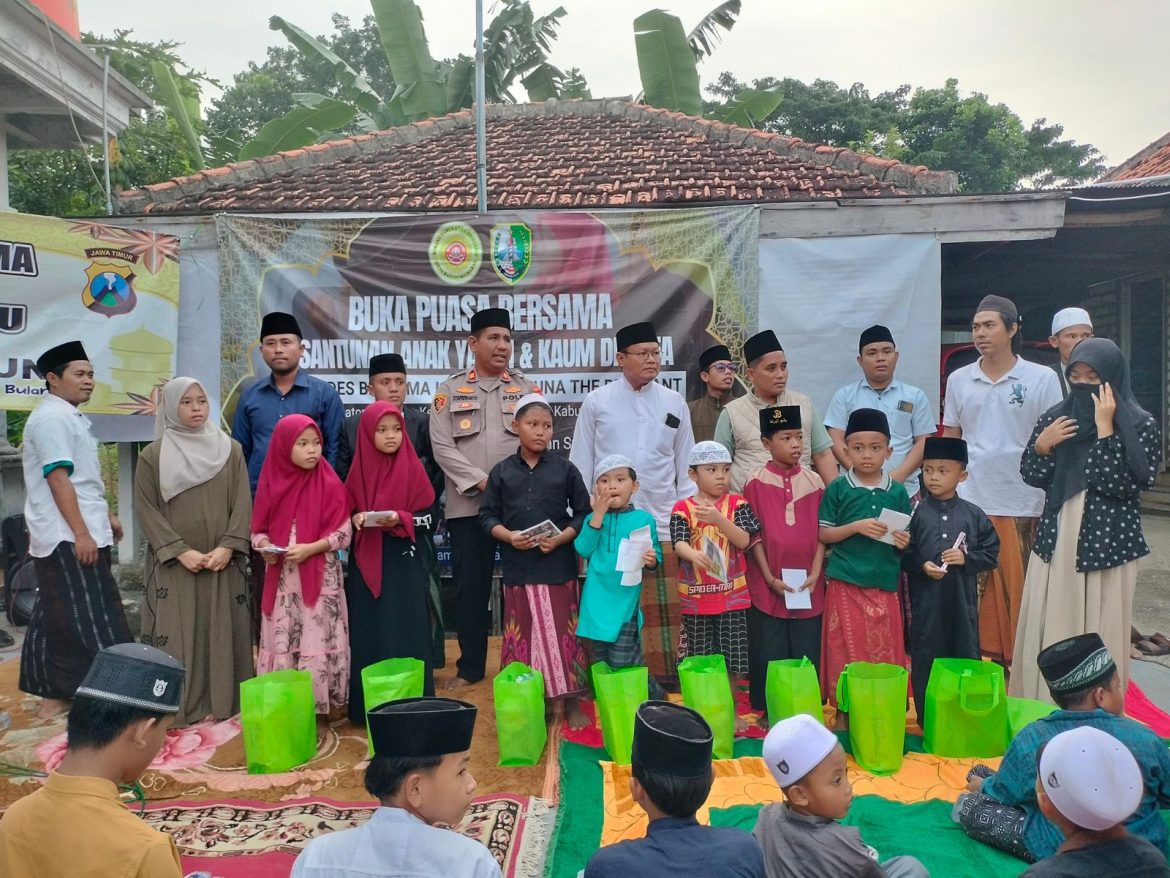 Pemdes Batu Poro Barat Serta Aktifis DPC Madas dan Beberapa Aktifis Melakukan Santunan Anak Yatim dan Kaum Duafa di Bulan Ramadhan Karem