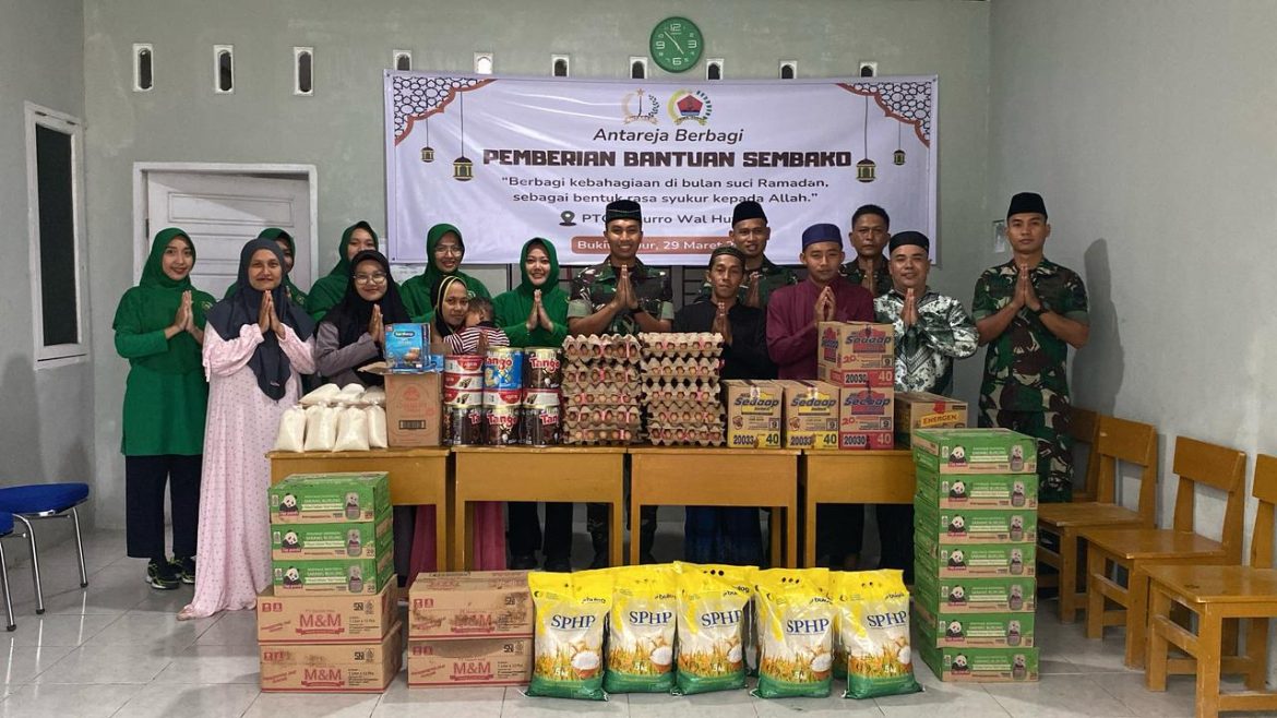 Ramadhan Berkah, Kompi Senapan A Yonif 132 / BS Bagikan Sembako kepada PTQ