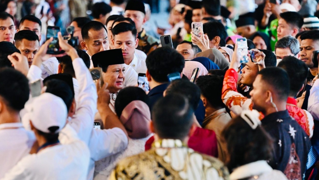 Silaturahmi Lebaran, Presiden Prabowo Sambut Ribuan Warga di Istana Kepresidenan Jakarta