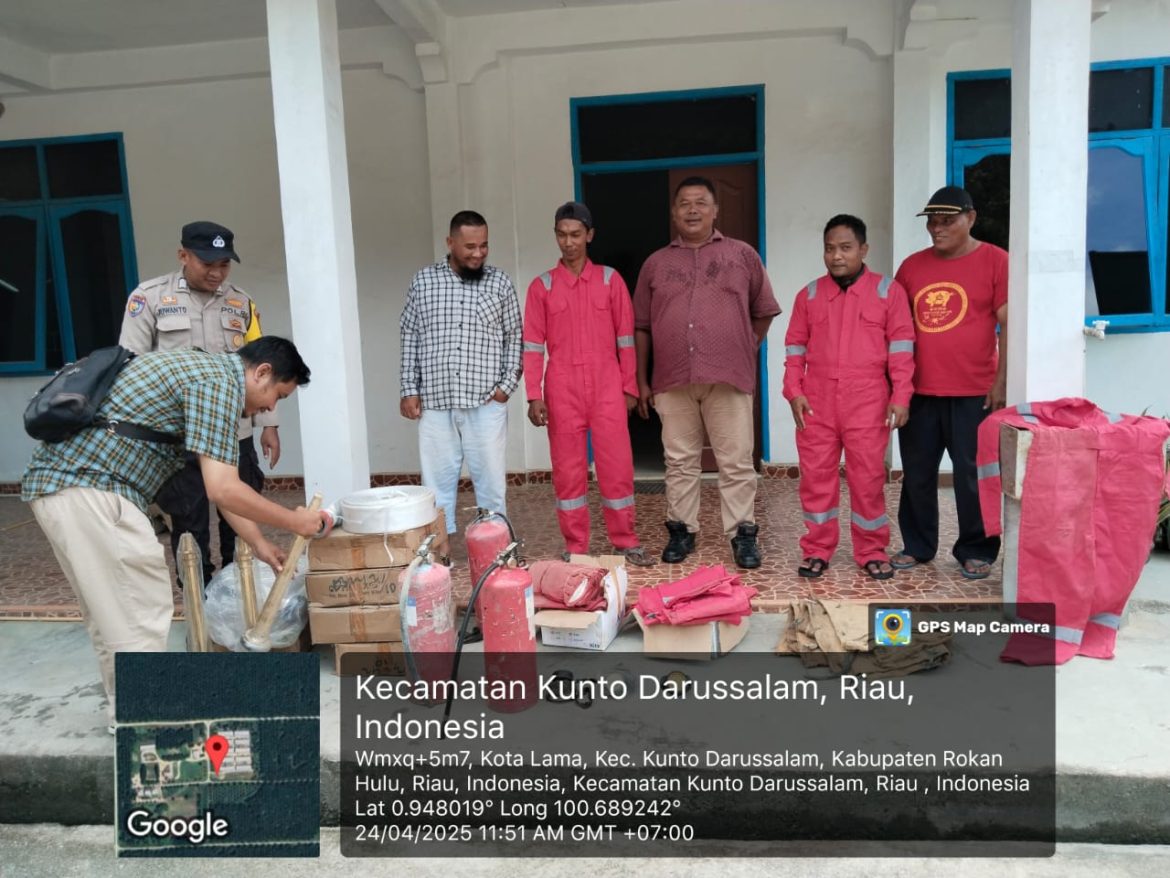 Polsek Kunto Darussalam Cek Kesiapan Peralatan Cegah Karhutla di PT SAM-S