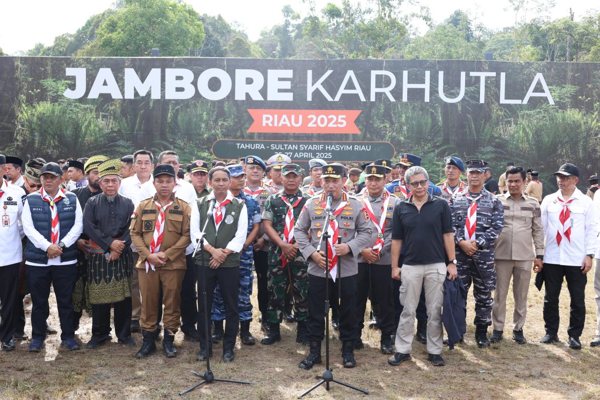 *Kapolri Pimpin pembukaan Jambore Karhutla Riau 2025: pemuda ujung tombak penjaga kelestarian lingkungan*