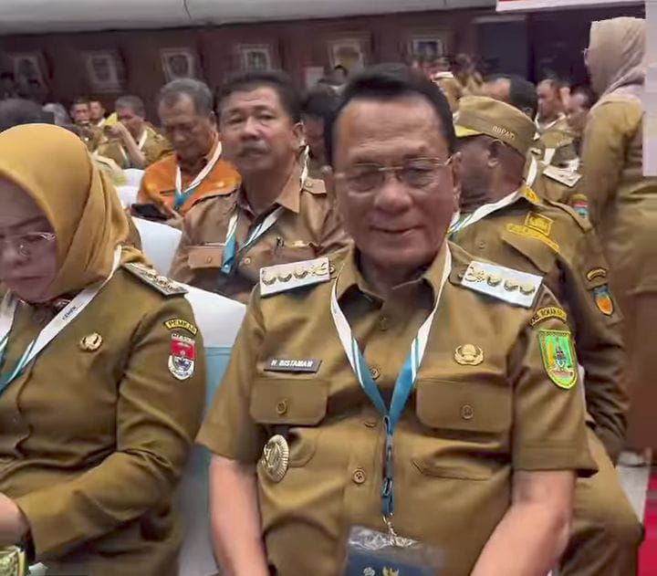 Bupati Rohil Rapat Koordinasi Teknis Perumahan Dan Kawasan Pemukiman Di Kementrian Dalam Negeri