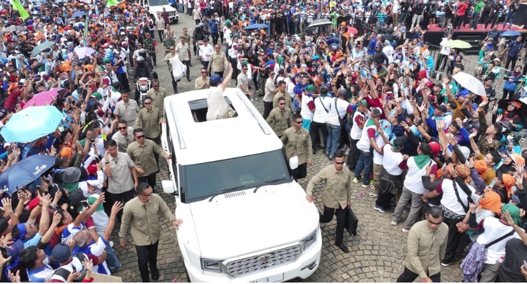 Kado Hari Buruh: Presiden Prabowo Beri Apresiasi Mulai dari Kesejahteraan Hingga Pahlawan Nasional dari Elemen Buruh