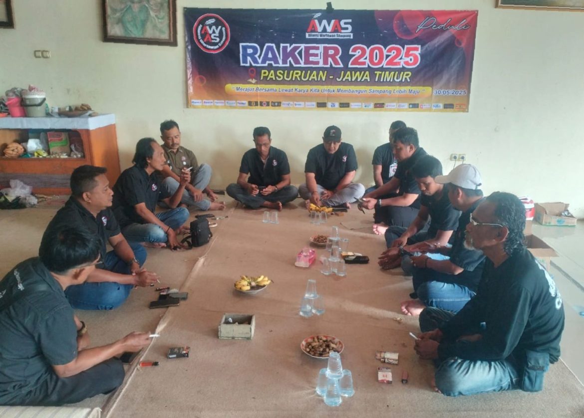 Tingkatkan Peran Wartawan Sebagai Mitra Daerah Sampang. Awas Gelar Raker di Pasuruan Bertajuk “Merajut Bersama Lewat Karya untuk Membangun Sampang Lebih Maju”