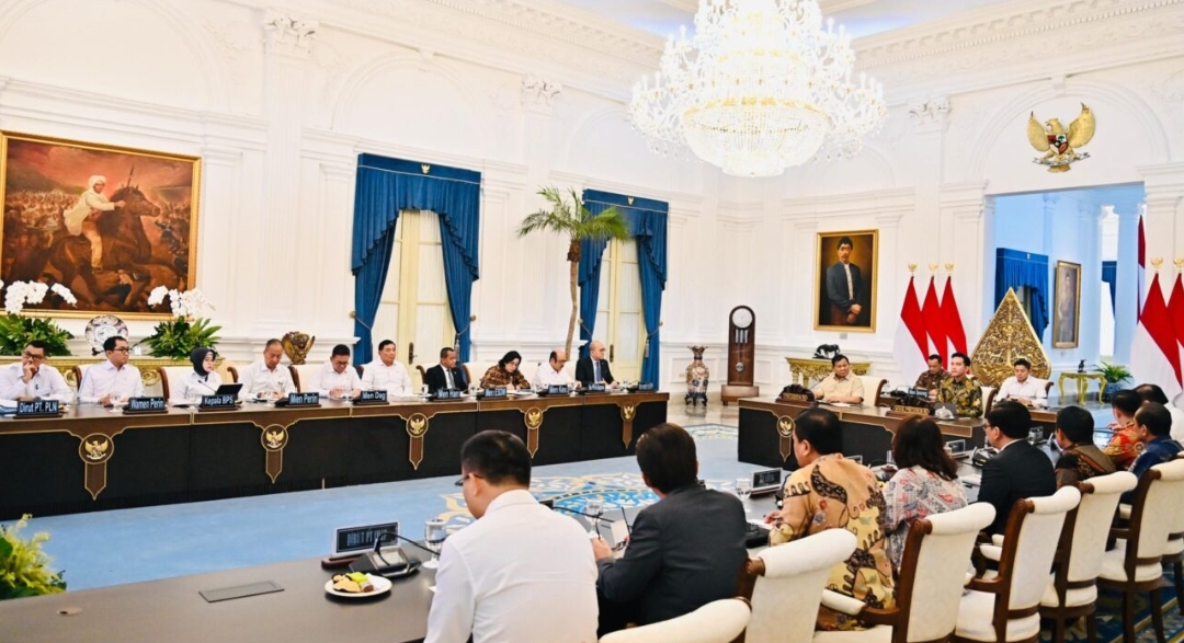 Presiden Prabowo Pimpin Rapat Terbatas Bahas KEK: Investasi Tembus Rp90,1 Triliun, Tenaga Kerja Terserap 47 Ribu Lebih