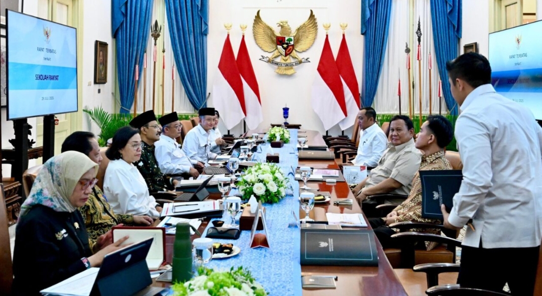 Presiden Prabowo Pimpin Rapat Penyelenggaraan Sekolah Rakyat Rintisan Tahun 2025