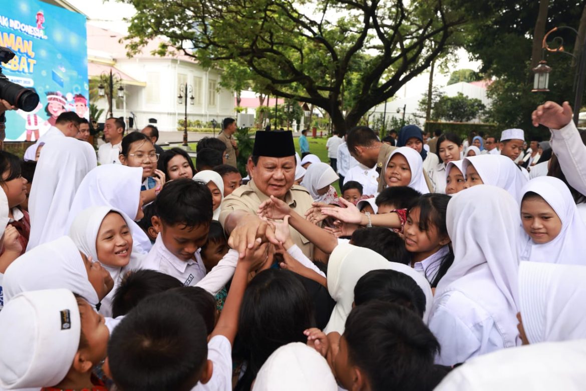 *Sekolah Rakyat, Visi Besar Presiden untuk Putus Kemiskinan Melalui Pendidikan*