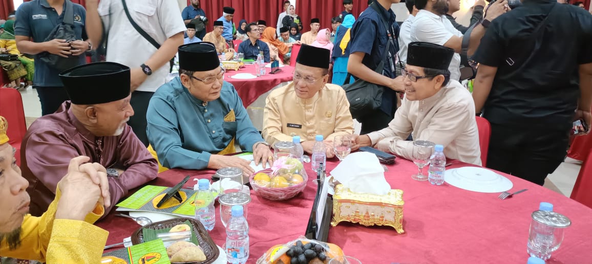 *Perkuat Marwah Melayu Riau, Bupati Rohil Bistamam Hadiri Pengukuhan Pengurus FKPMR*
