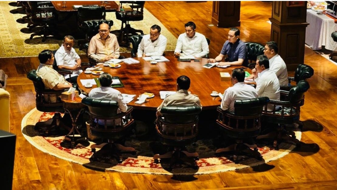 Gelar Rapat Maraton di Hambalang, Presiden Prabowo dan Jajaran Menteri Bahas Pertanian hingga Investasi Nasional