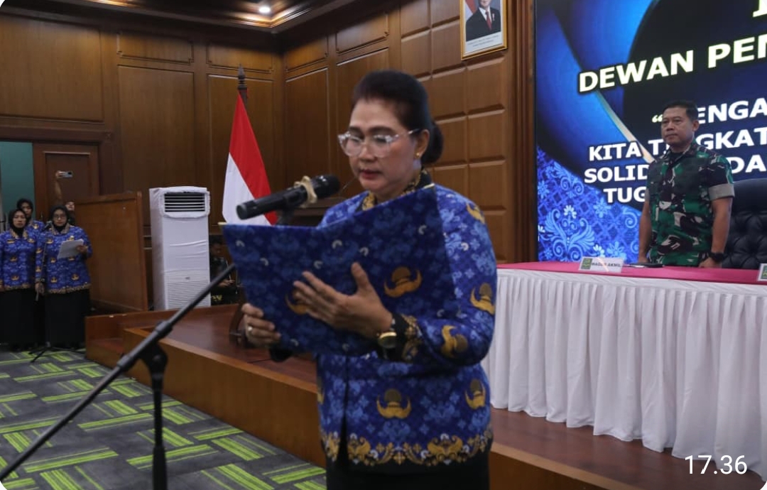 *Ketua DPK Unit TNI AD: Jadilah Motor Penggerak Profesionalisme PNS*