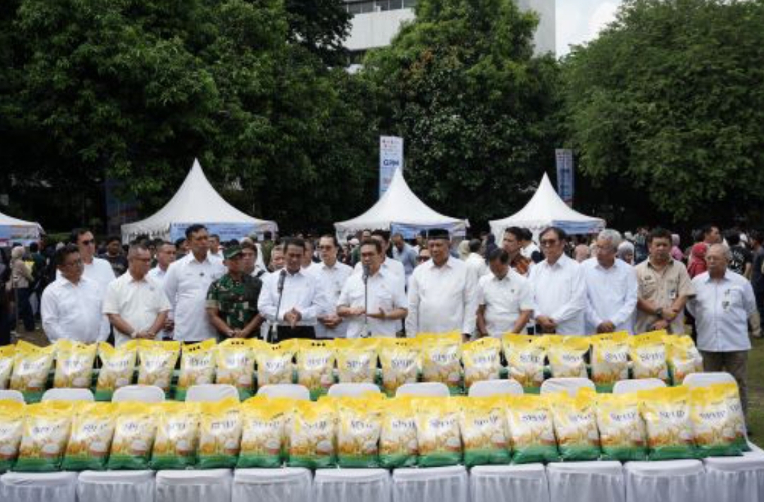 *Harga Beras Turun, BULOG Salurkan 43 Ribu Ton Lewat Gerakan Pangan Murah Serentak 2025*