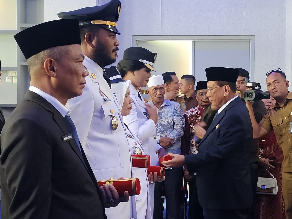 *Bupati Rohil Lantik 41 Pejabat Baru, Jabatan Adalah Amanah Bukan Sekadar Kedudukan*