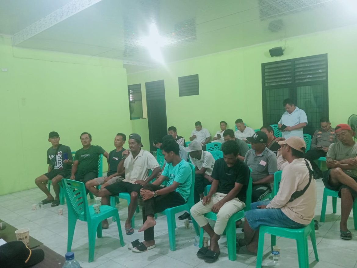 Rapat Koordinasi Pemcam, pemdes Suka damai Polri,Dishub,Dan Penyedia Jasa Rakit Dan Parkir,Serta pemberian bantuan Rompi pelampung bagi pengguna jasa.