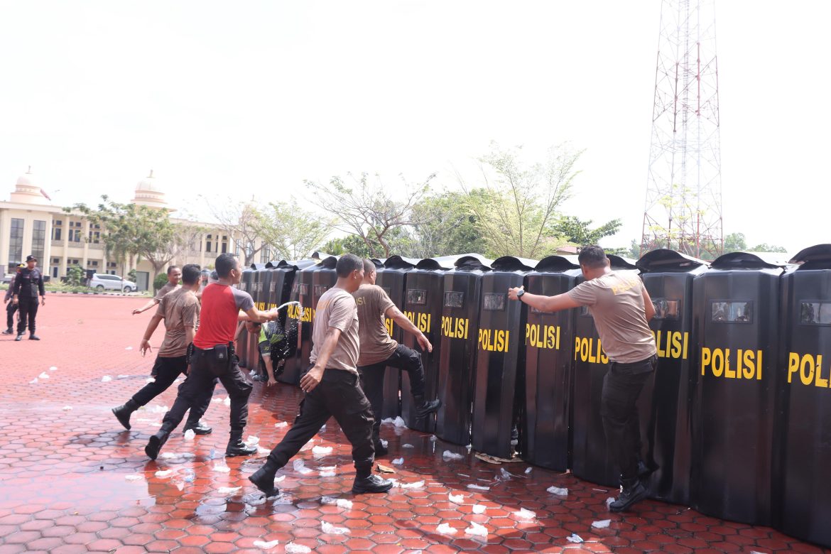 *Polres Rohil Gelar Skenario Simulasi Pengamanan Aksi Unjuk Rasa tahun 2025*