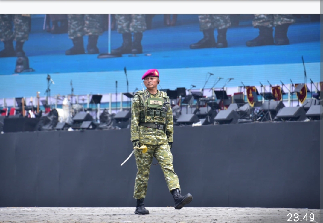 Mayjen TNI (MAR) Ili Dasili Pimpin Prajurit Matra Laut Laksanakan Defie Pasukan 