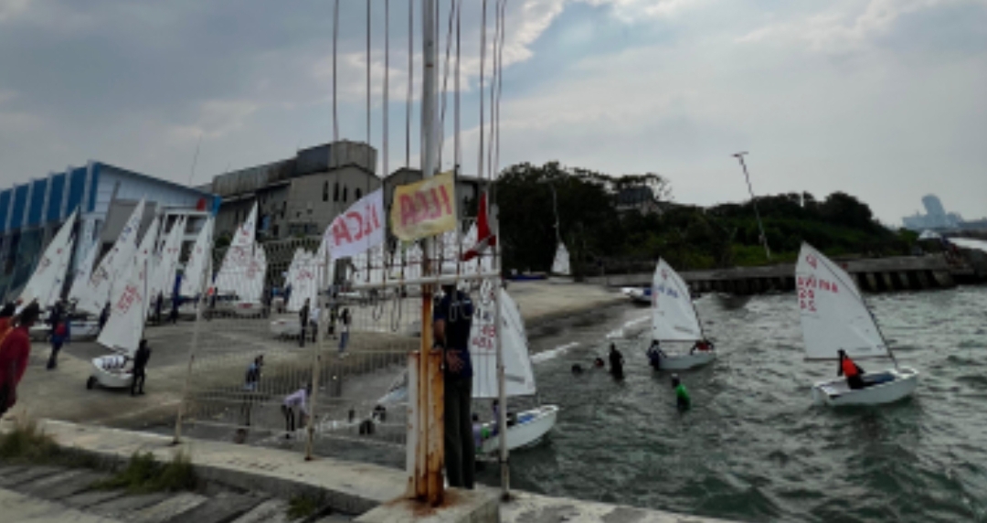 Kejuaraan Nasional Layar Indonesia Regatta II Tahun 2025 Resmi Dibuka