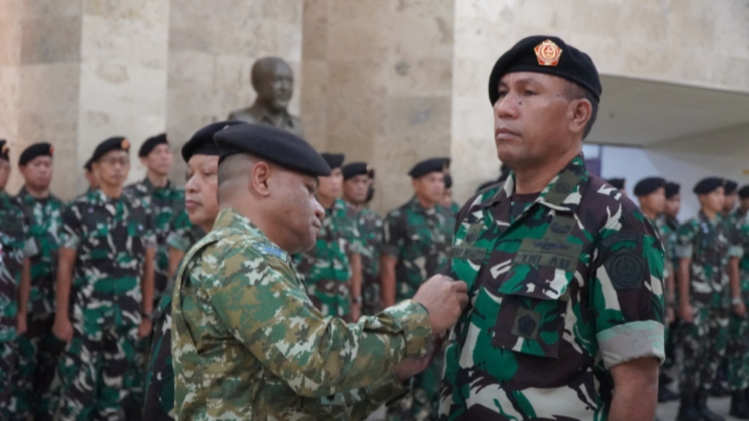 Kapusjarah TNI Pimpin serah Terima Jabatan Waka Pusjarah TNI 