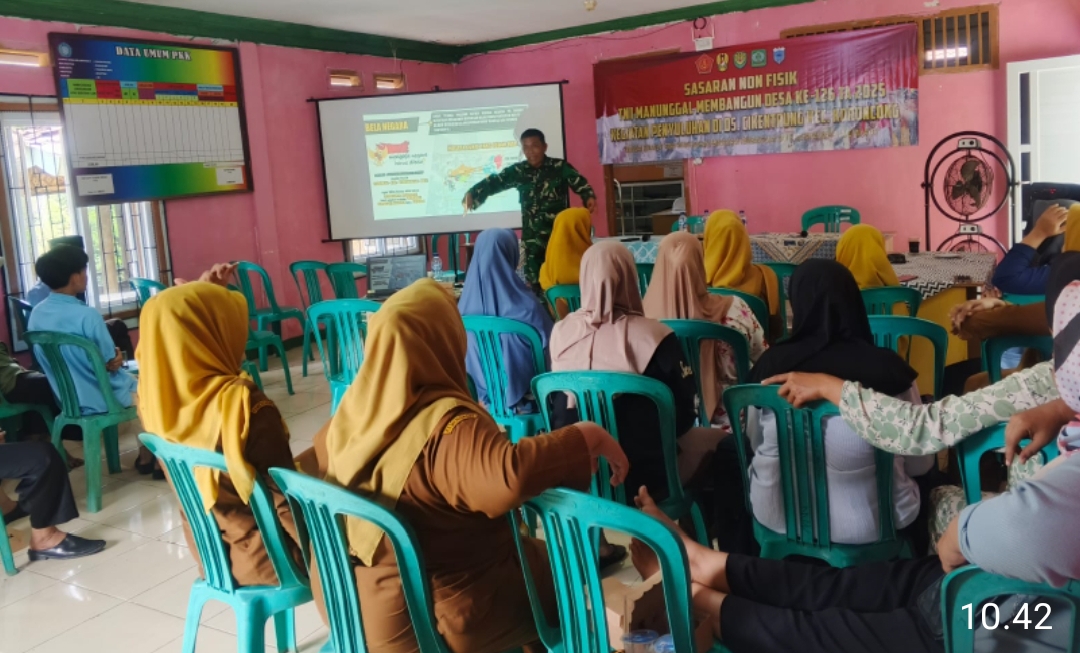 Danramil 0101/Pandeglang Kapten Inf Dedi Bonar Sirait Berikan Penyuluhan Wawasan Kebangsaan di Desa Cikentrung dalam Rangka TMMD ke-126
